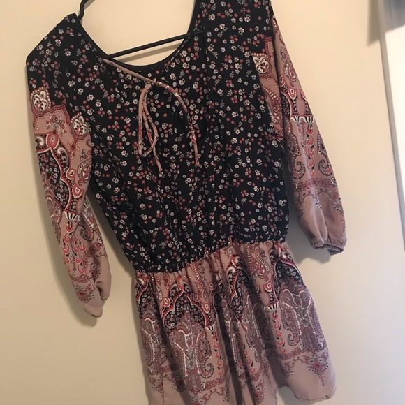 I. Joah Paisley and Floral Romper - Picture 4 of 9